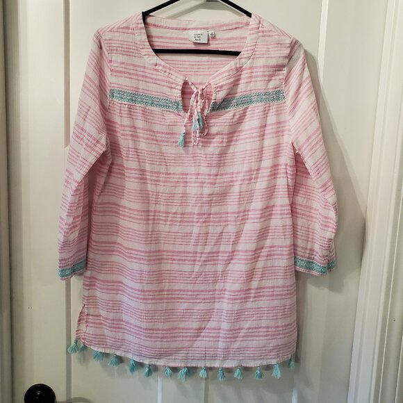 Crown & Ivy Tassel Boho Beach Coverup Tunic Top-Medium - Picture 1 of 8